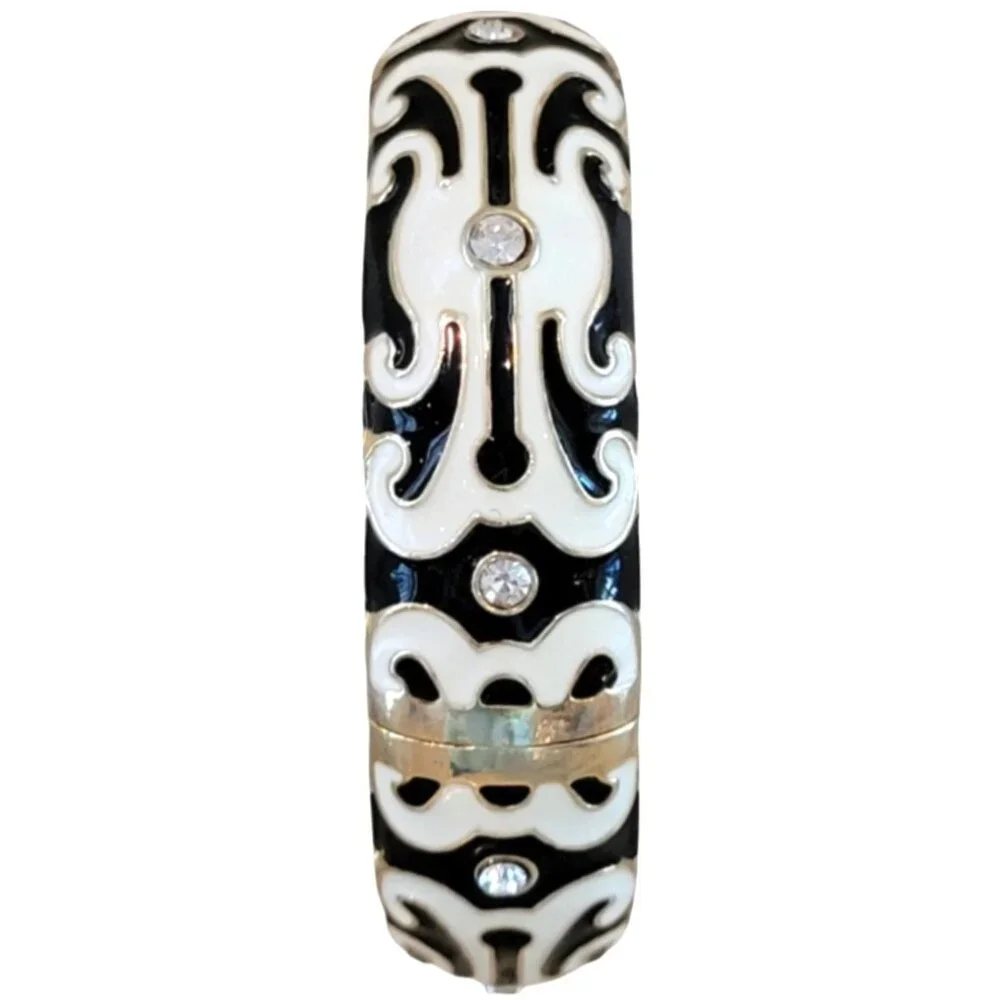 Beautiful Vintage-Inspired Black & White Enamel Bangle Bracelet - Picture 2 of 7